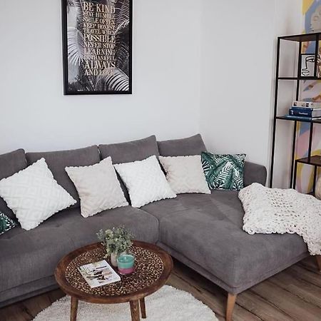 Cozy Dreams: Deluxe 2-Zimmer-Apartment -Kueche Nuremberg Exterior photo